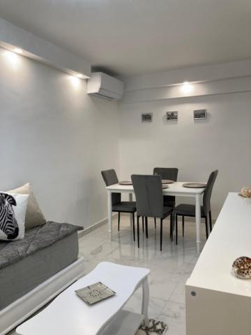 Апартаменты L'Escale Chic Gare Saint Charles Марсель Экстерьер фото